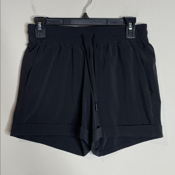 Lululemon | Women’s Black Spring Break Away Shorts Size 6 - Picture 2 of 6